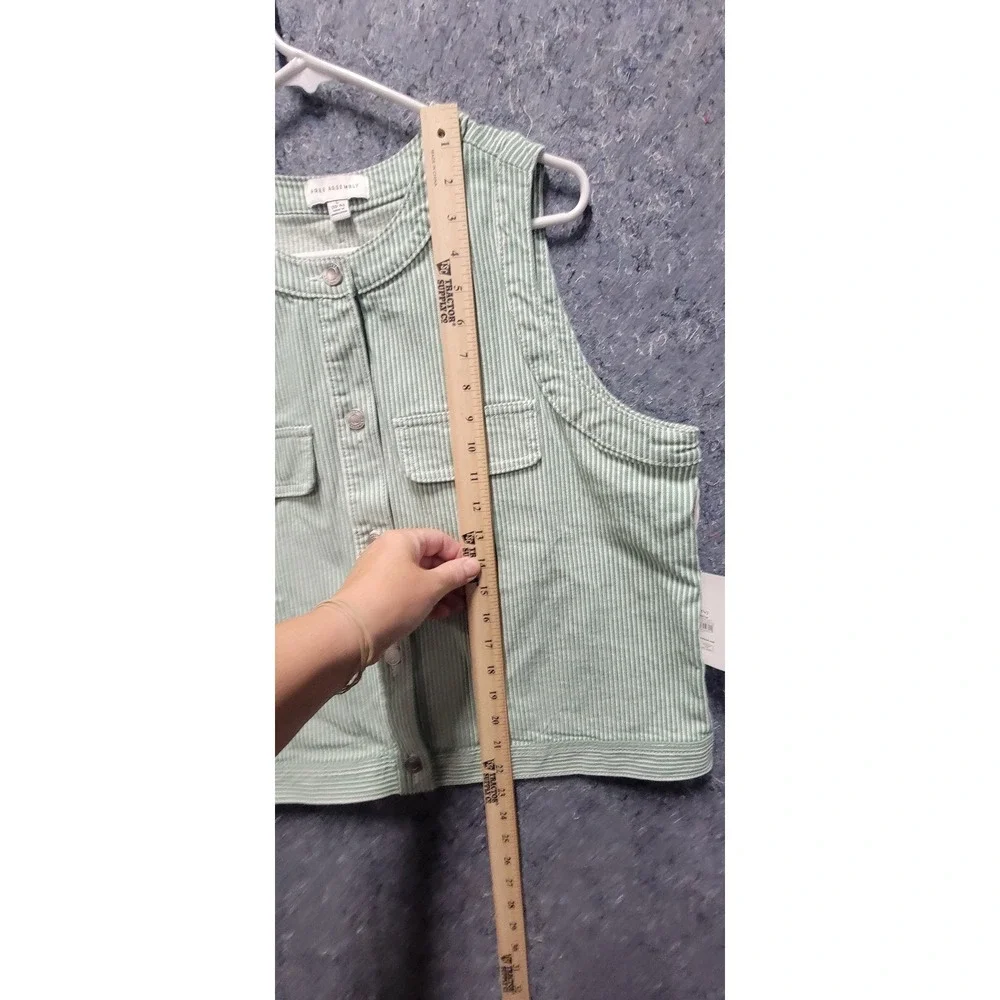 Free Assembly Women's/Unisex button Front Vest/Top Stripe Green/White L NWT